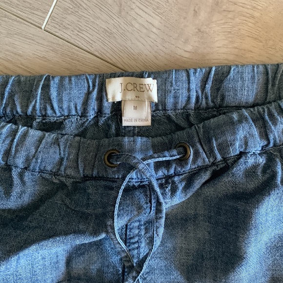 J crew size medium pull on denim looking shorts - Picture 3 of 3